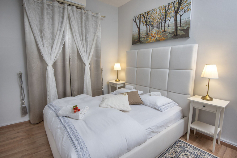 Bedroom 5, Palm on the Beach