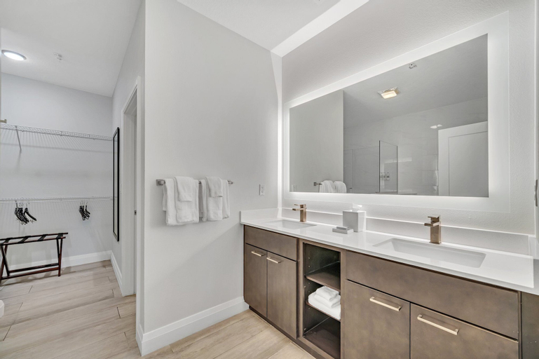 Bedroom 4, The Grove Resort by ACO, Orange