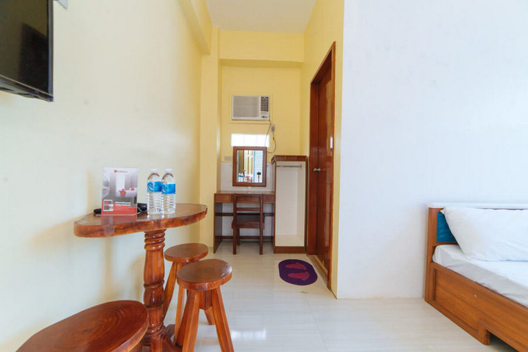 Bedroom 3, RedDoorz Premium @ Casa Ghilda Resort Olongapo City, Olongapo City