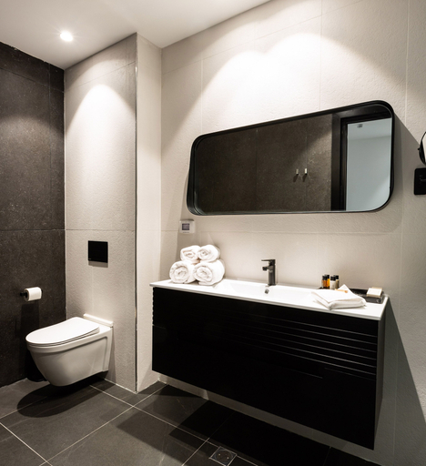 Bathroom 3, Dhotel, Jerusalem