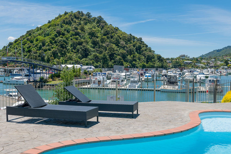 Sport & Beauty 5, Picton Beachcomber Inn, Marlborough
