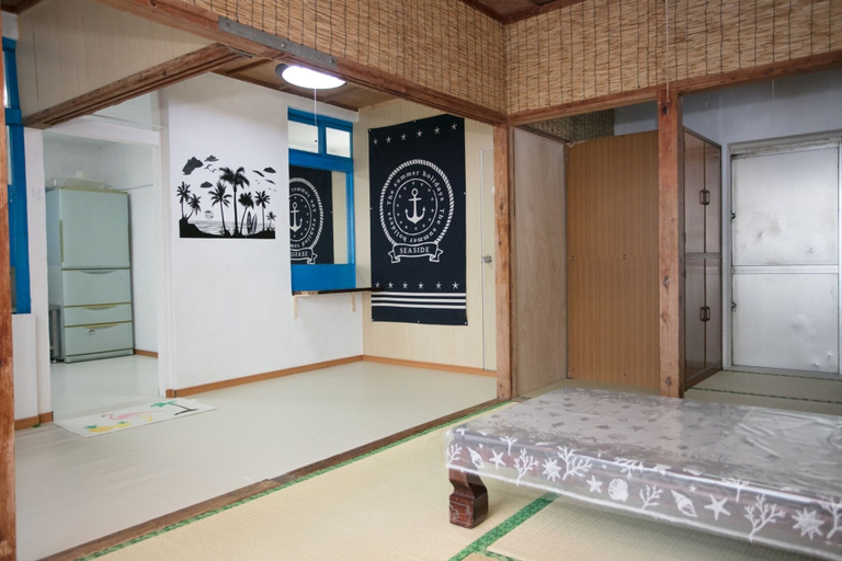 Bedroom, Minshuku Ippakume, Miyakojima