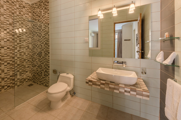 Bathroom 4, The Green of Oysterbay, Kinondoni