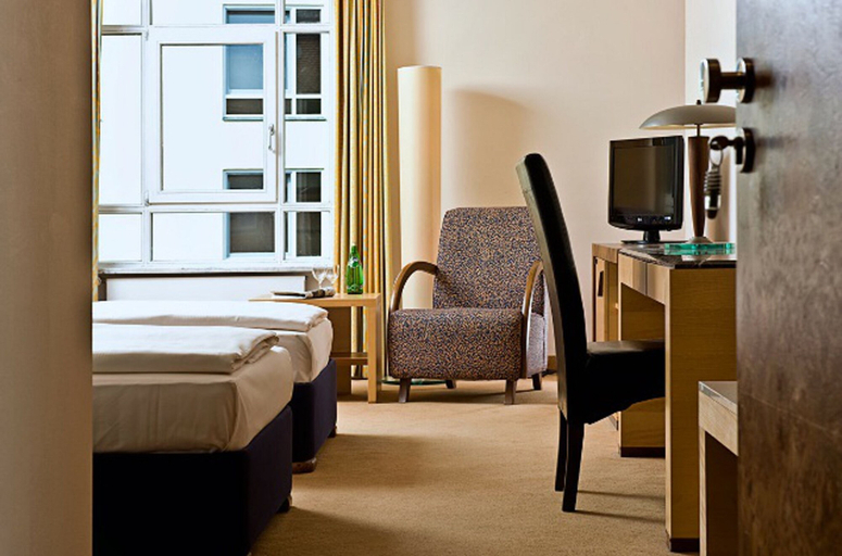 Bedroom 4, Sorat Insel-Hotel Regensburg, Regensburg