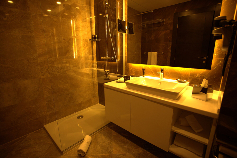 Bathroom 5, Malak Regency Hotel, Sarajevo