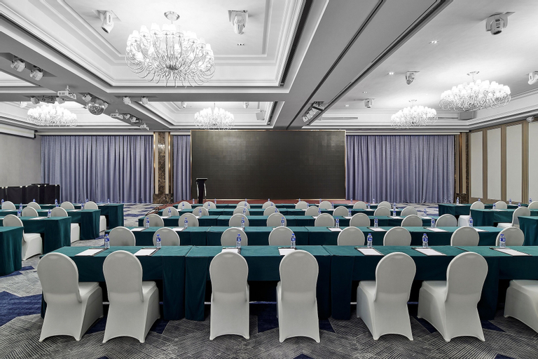 Business Facilities 15
