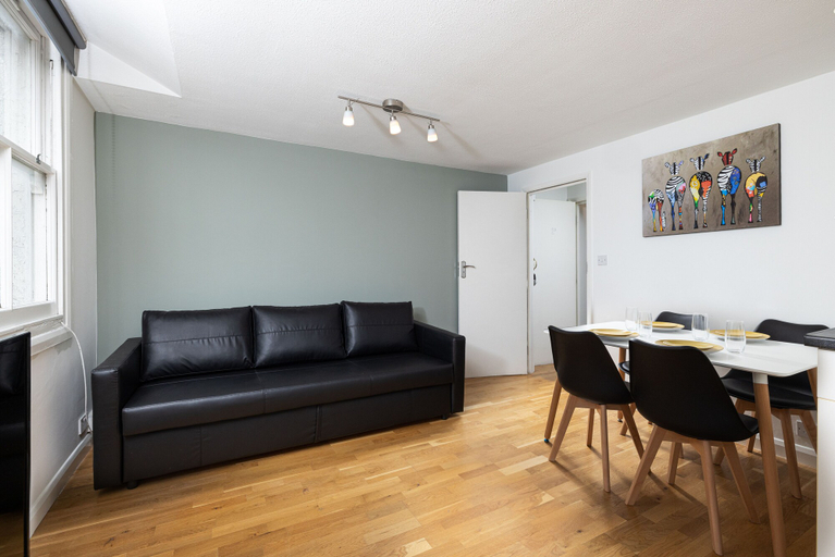 Others 5, Beautiful Euston I, London