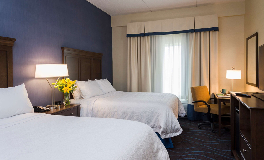 Bedroom 3, Hampton Inn by Hilton Ottawa Airport, ON, CN, Ottawa
