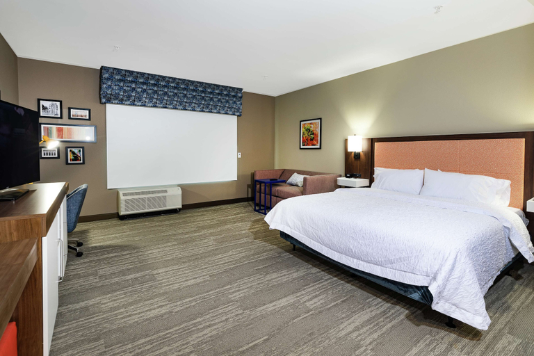 Bedroom 2, Hampton Inn & Suites Columbia Killian Road, Richland