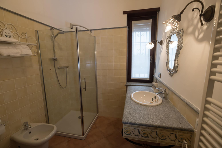 Bathroom, Agriturismo Villa Bordone, Asti