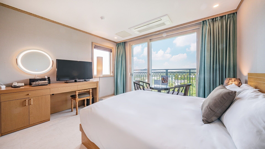 Bedroom 2, J View Hotel, Seogwipo