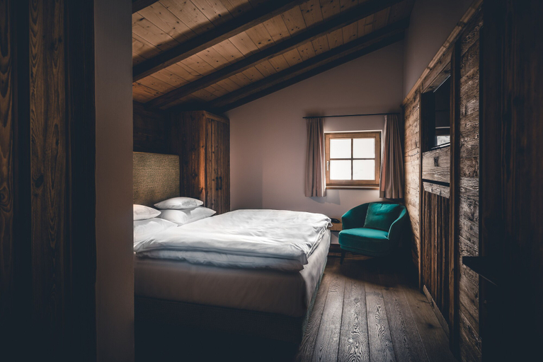 Bedroom 3, Relais & Châteaux Gut Steinbach Hotel und Chalets, Traunstein
