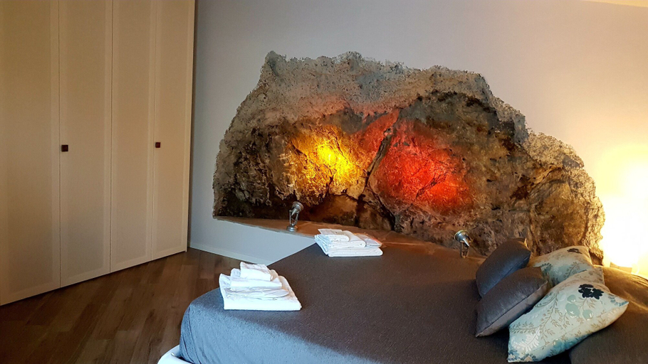 Bedroom 3, Meridiana Boutique Hotel, Lecco
