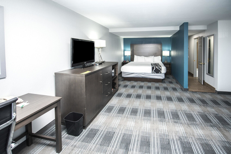 Bedroom 3, Cielo Hotel Bishop-Mammoth, an Ascend Collection Hotel, Inyo