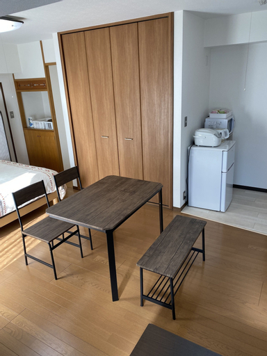 Others 5, G&R House 101, Shinjuku