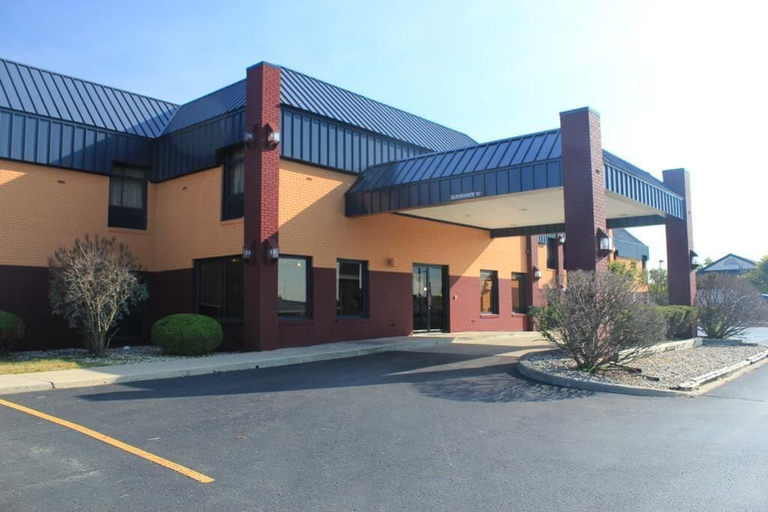Exterior & Views 2, Super 8 by Wyndham Columbia City, Whitley