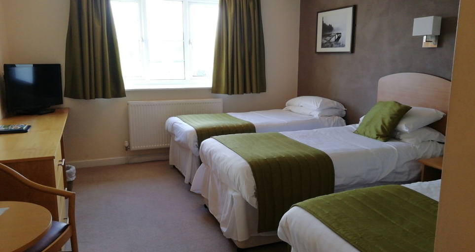Bedroom 2, Stamford Gate Hotel, Flintshire