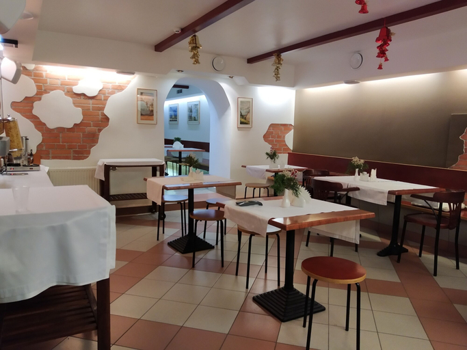 Food & Drinks 5, Kirovskie Dachi Motel, Vyborgskiy rayon