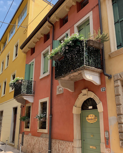 Exterior & Views 2, Vicolo 22, Verona
