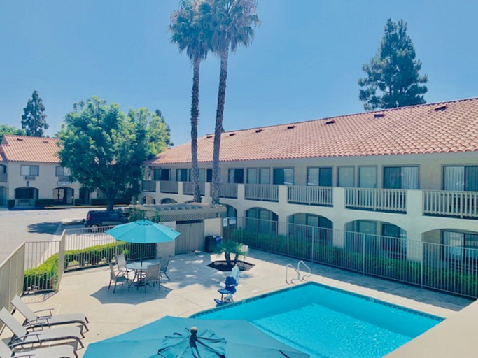 Exterior & Views 2, Good Nite Inn Camarillo , Ventura