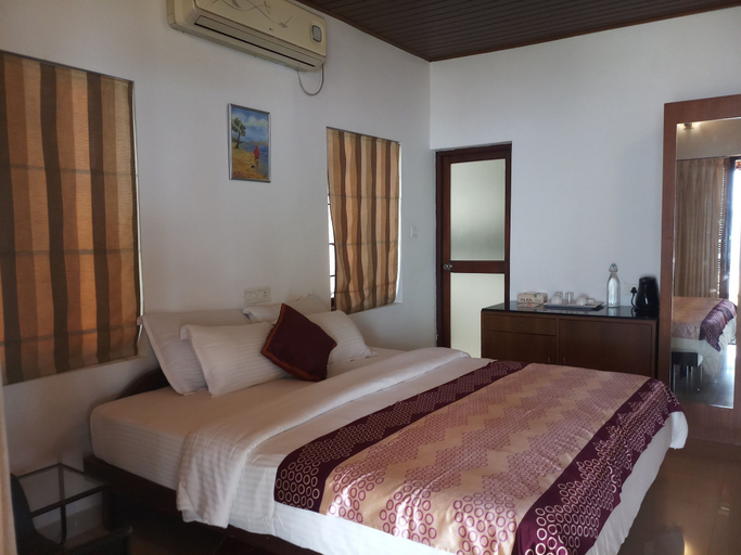 Bedroom 3, Saro Lake County, Kottayam