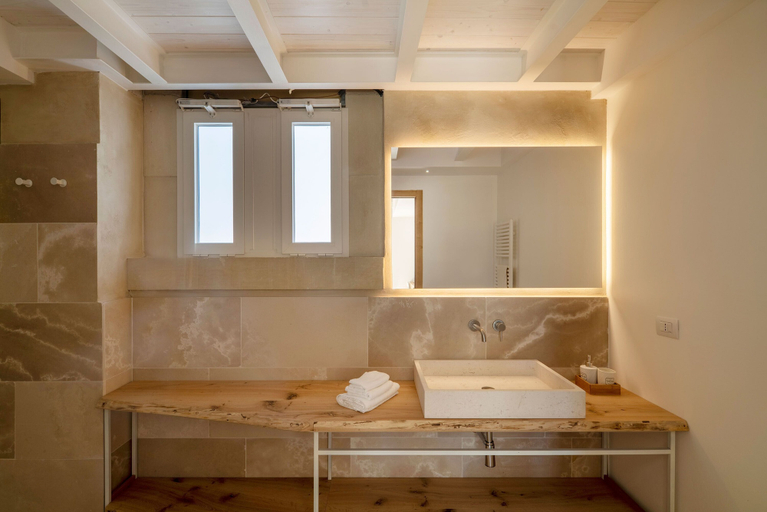 Bathroom 4, Dimora Oru, Lecce