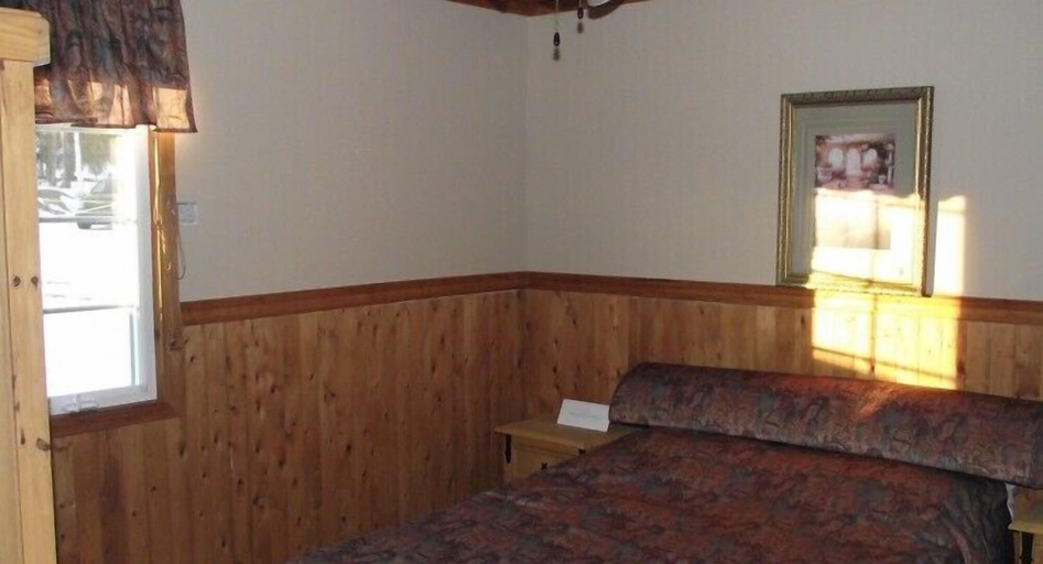 Bedroom 4, Les Chalets Baie Cascouia, Nature & Expérience, Le Fjord-du-Saguenay