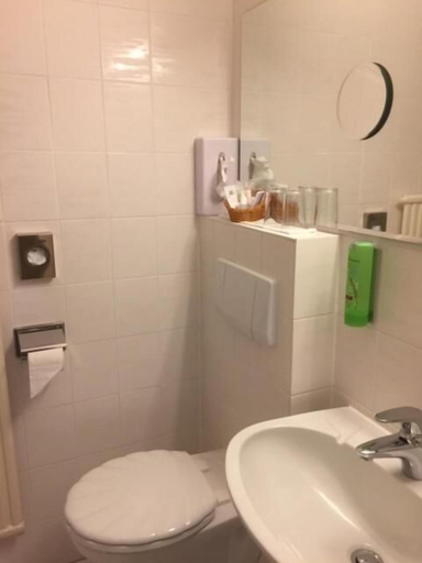 Bathroom 5, Hotel Adlerschanze, Schwarzwald-Baar-Kreis
