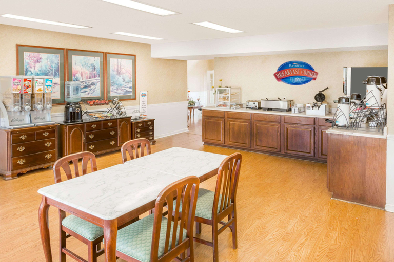 Food & Drinks 5, Baymont by Wyndham Grenada, Grenada
