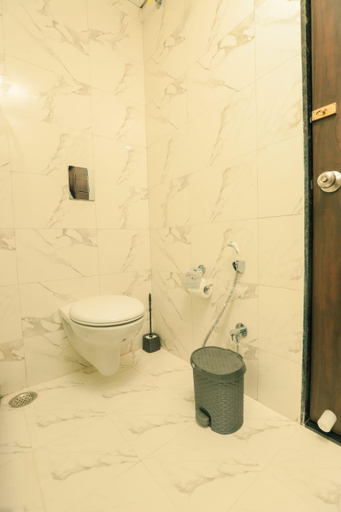 Bathroom 4, Family Vacay In Green Settings, Udaipur