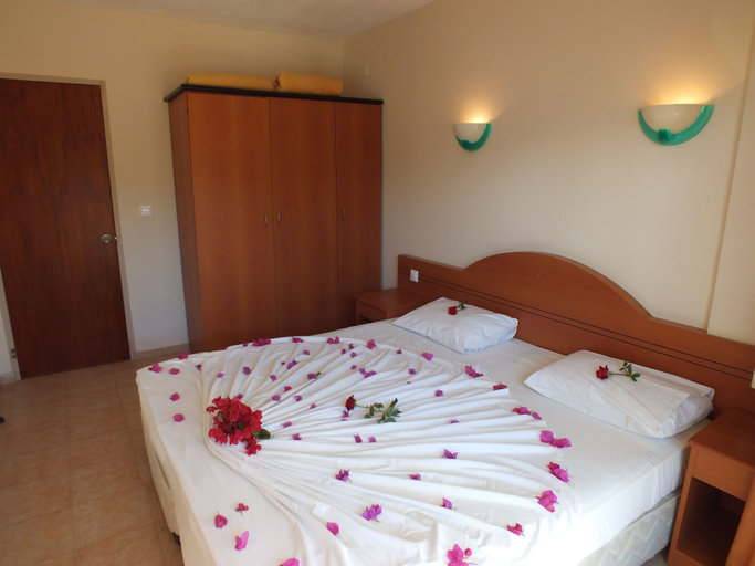 Bedroom 3, Tuntas Family Suites Kusadasi, Kuşadası