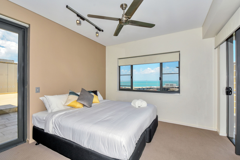 Bedroom 4, Darwin Waterfront Short Stay Apartments, Darwin