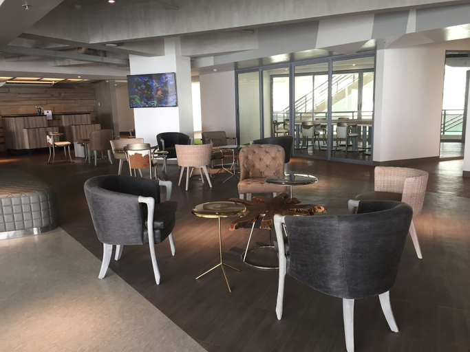 Food & Drinks 5, TRYP by Wyndham Mall of Asia Manila, Pasay City