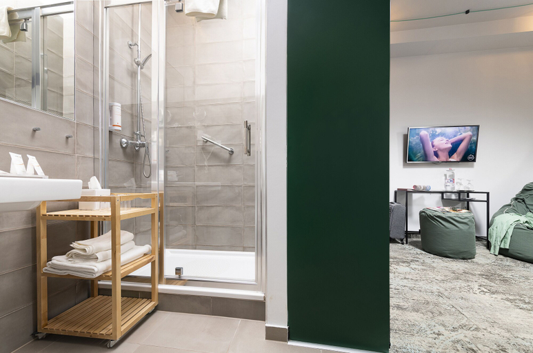 Bathroom 4, Three Corners Hotel Anna, Budapesti