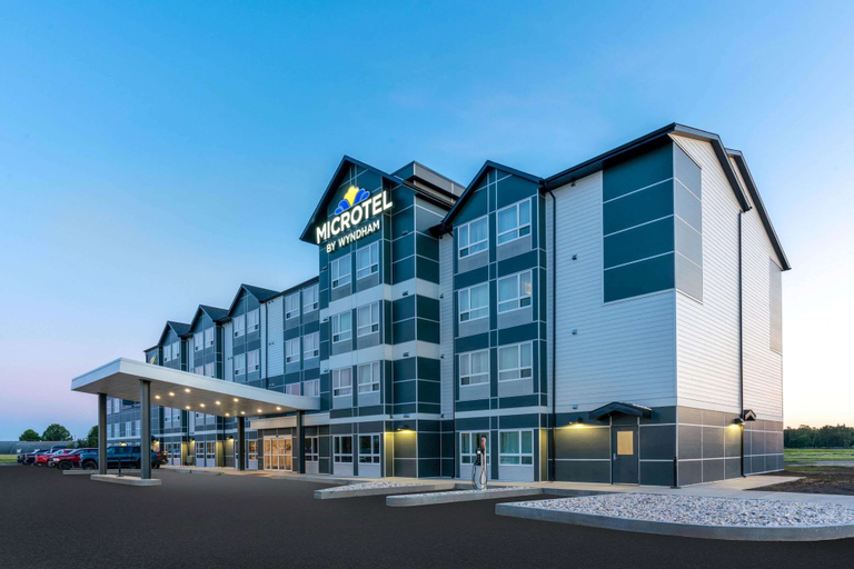 Exterior & Views 2, Microtel Inn & Suites by Wyndham Portage La Prairie, Division No. 9
