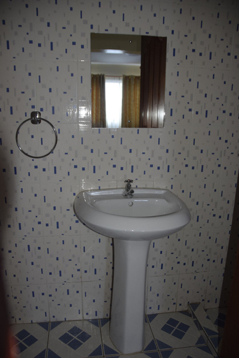 Bathroom 4, Sky Hotel Nairobi, Westlands