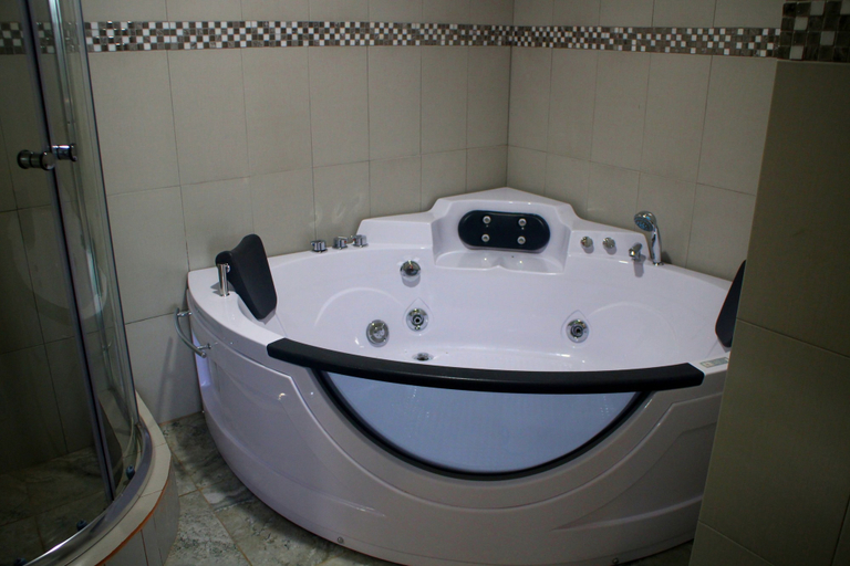 Bathroom 3, Santval, Coronel Marcelino Maridueña