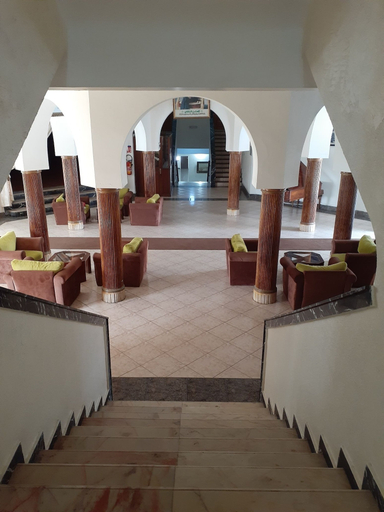 Others 5, Hotel Atlantide, Safi