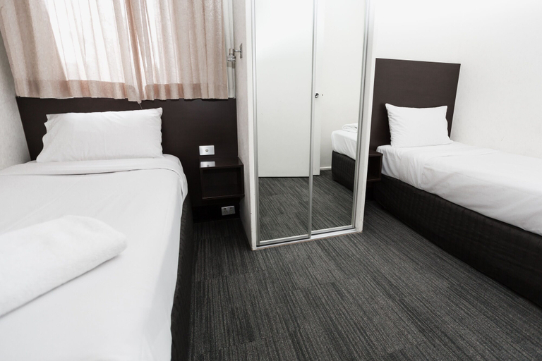 Bedroom 3, St Ives Apartments, Hobart