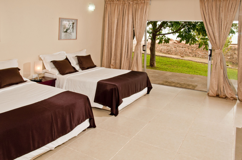 Bedroom 3, Lake Safari Lodge, Siavonga