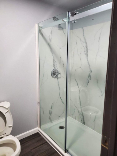 Bathroom, Happy Bay, Matagorda