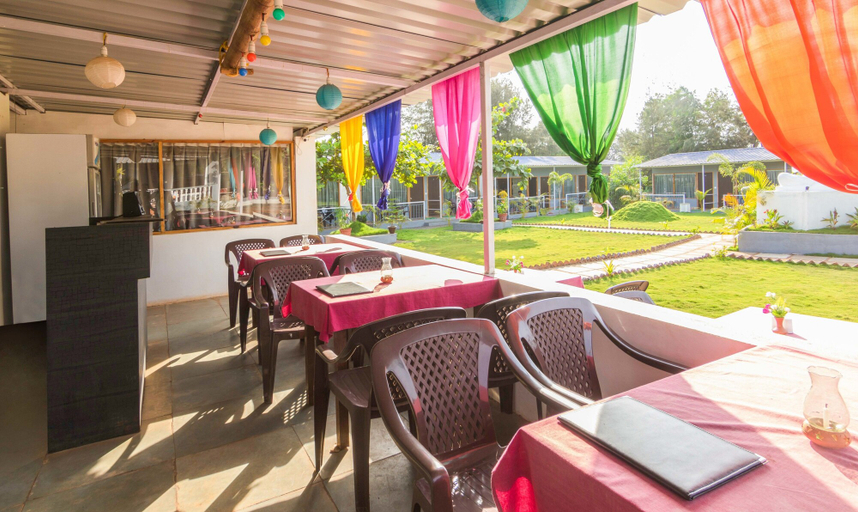 Food & Drinks 4, Treebo Lands End Beach Resort - 100m from Beach, North Goa
