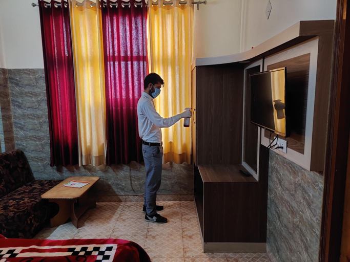 Others 5, Hotel Aashirwad, Reasi
