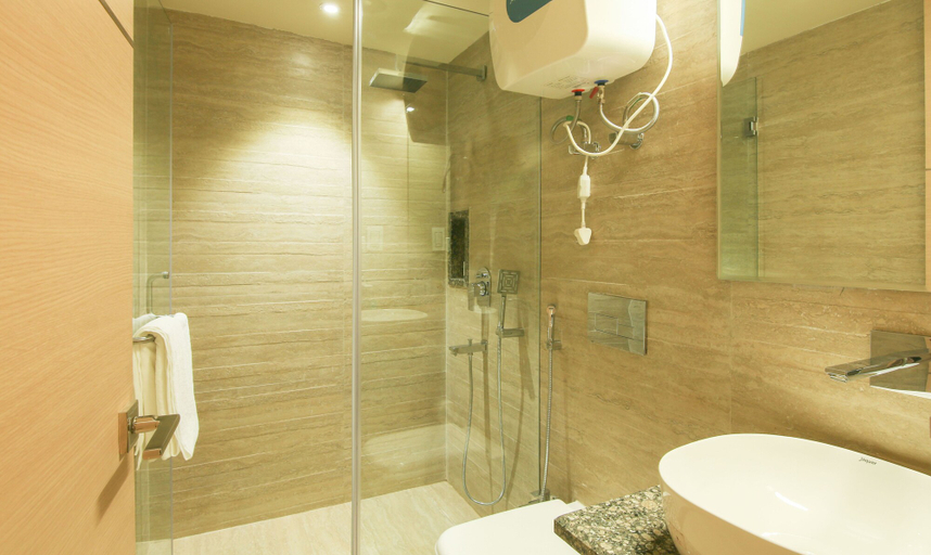 Bathroom 4, Treebo Hoops - Airport, VIP Road, North 24 Parganas