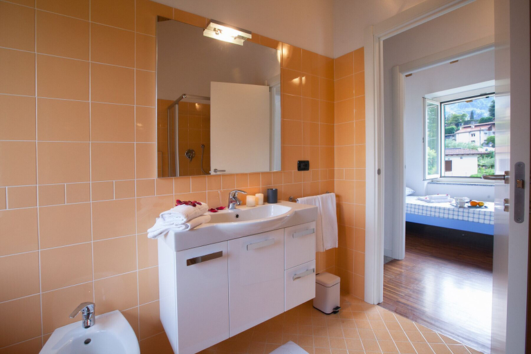 Bathroom 3, Bellagio Spiaggia Uno, Como