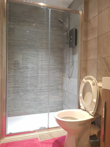 Bathroom 3, The Duke Apartments, Edinburgh