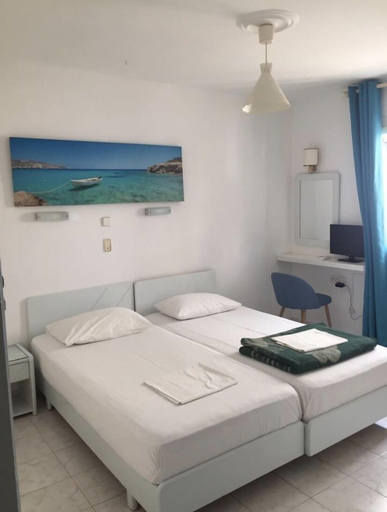 Bedroom 5, King A, Ionian Islands