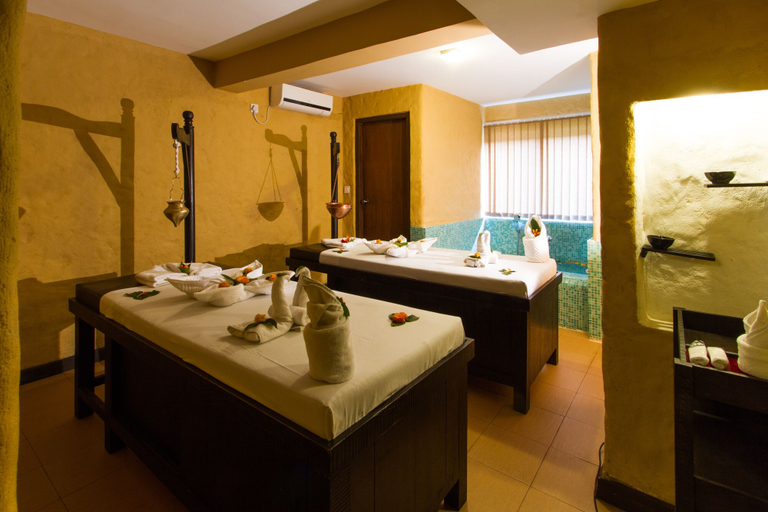 Bathroom 4, Temple Tree Resort & Spa, Gandaki
