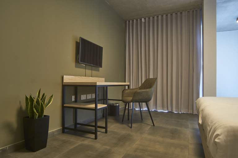 Bedroom 4, Mr. Todd Hotel