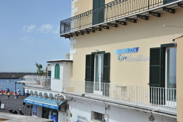 Exterior & Views 2, Core Amalfitano City Suites, Salerno